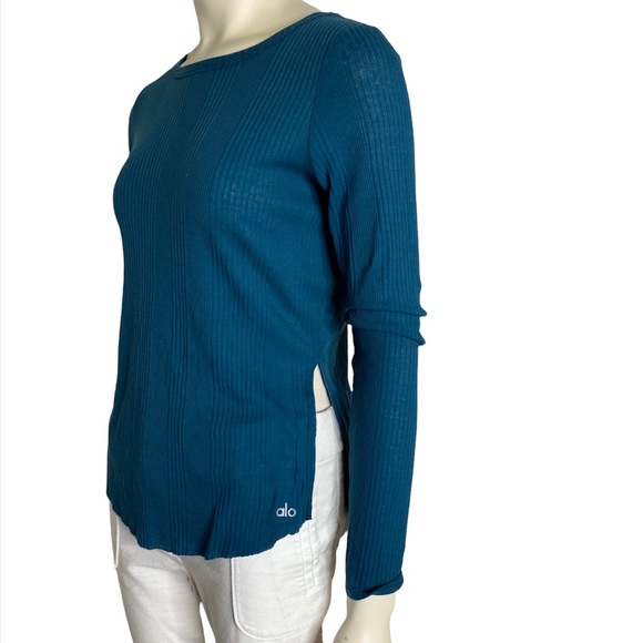 ALO Yoga Tops - ALO YOGO Horizon Teal Blue Green Long Sleeve Ribbed Tee M